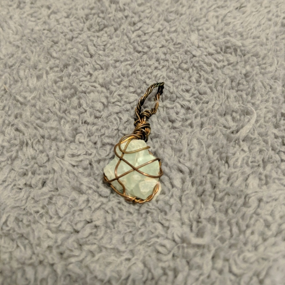 Wire wrapped stone